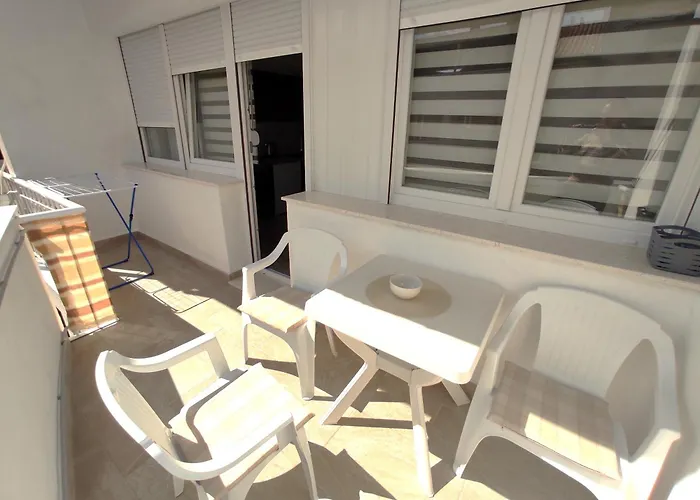 Nadja Διαμέρισμα *